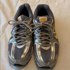 NikeAir citrus2 worn a few times great condition